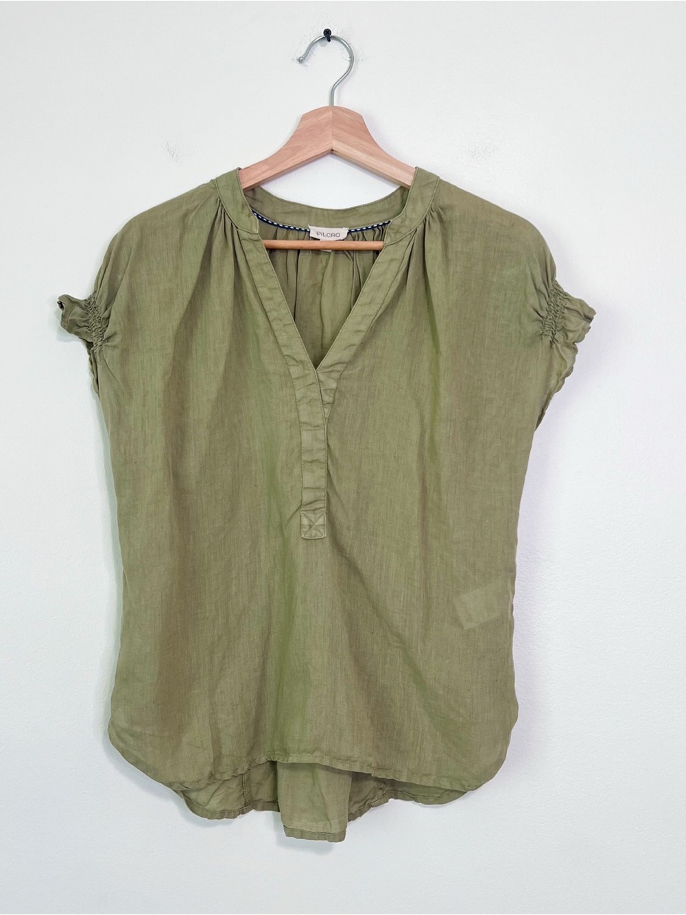 Anthropologie Olive Green Short Sleeve Split-Neck Blouse - Picture 2 of 10